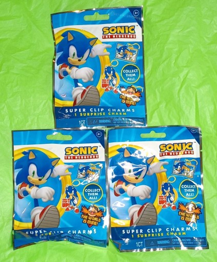 TAŠKA S PREKVAPENÍM POSTAVKA SONIC KEYRING