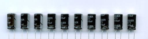470uF 25V 470 µF 25V (10 KS) ELEKTROLYTICKÝ KONDENZÁTOR LEAGUER