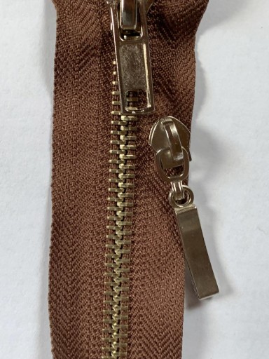 ZÁMKY svetlohnedý kov 5 mm 25 CM VÝROBCA