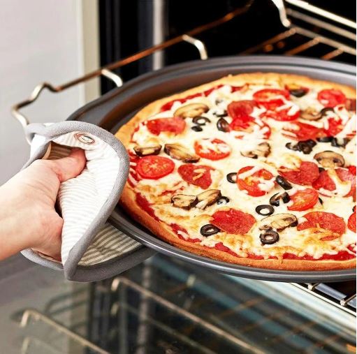 PLECH NA PEČENIE PIZZY PLECH NA PIZZU 38 cm