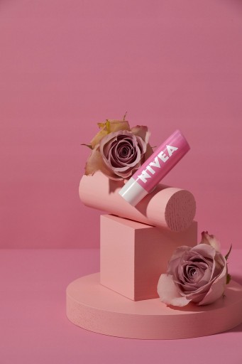 Ochranný rúž NIVEA Soft Rose