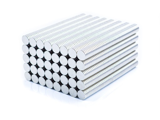 Neodymový valcový magnet okrúhly 10*2mm silný antikorózny set 10ks