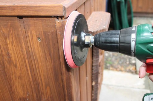 FLEXIBILNÝ KOTÚČ S VRTÁKOU BRÚSKY NA VELCRO 125