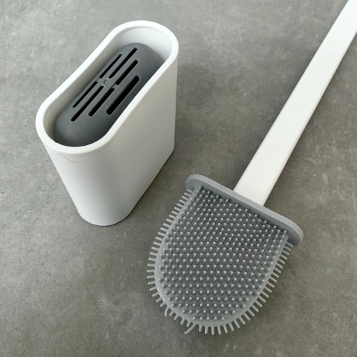 SILIKÓNOVÁ TOALETNÁ KEFA NA WC