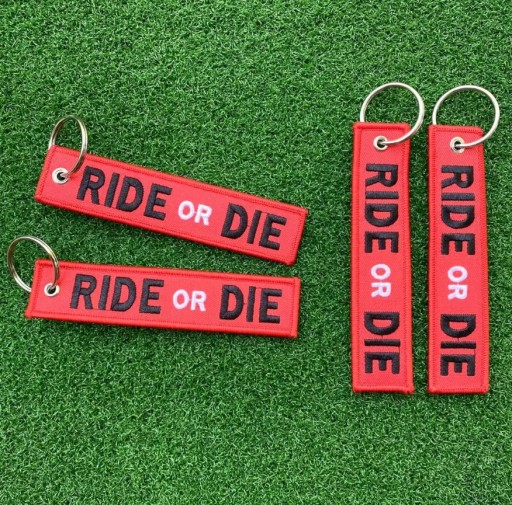 Prívesok na kľúče RIDE OR DIE