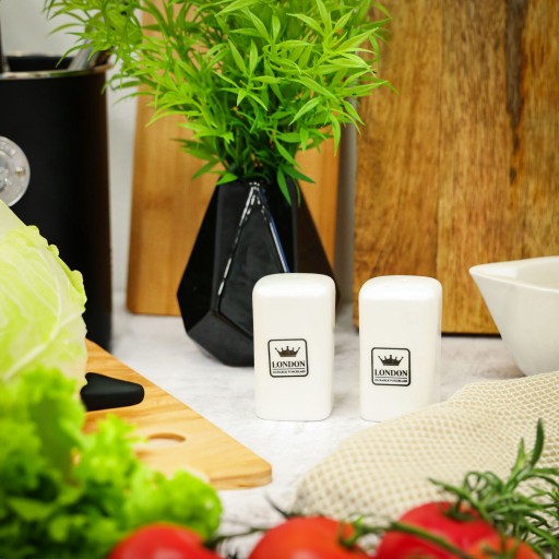 SALT AND PEPPER CLEANER porcelánová súprava korenia na korenie a soľ