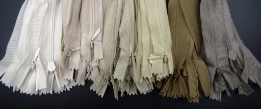 Skrytý zips 50cm ČIERNA 8045