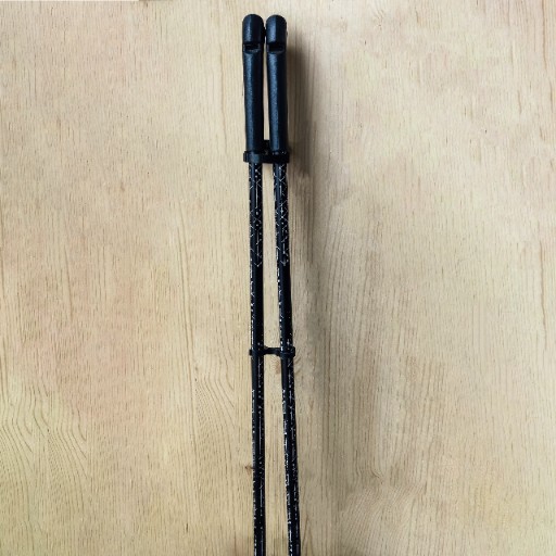 Nástenný držiak palíc na nordic walking