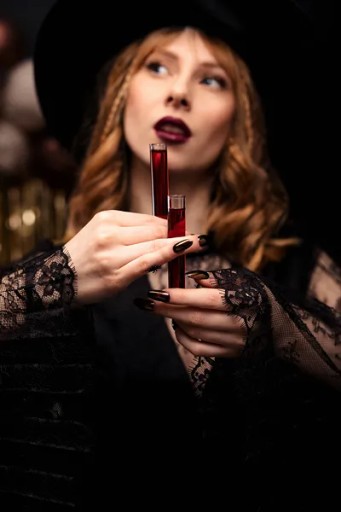HALLOWEENSKÉ DEKORÁCIE OKULIARE SKÚŠKA 13ml 6 kusov