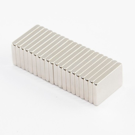 NEODYMIOVÝ MAGNET TANIER 15x10x2 N38 - 8 KS