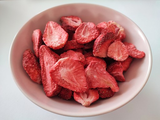 Mrazom sušené plátky jahôd JUELLA 50 g, zdravá maškrta