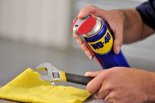 Multifunkčný prípravok WD-40 s aplikátorom 250 ml mastnoty na odstraňovanie hrdze