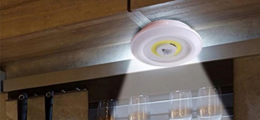 16x LED BATERIOVÁ SAMOLEPIACA DOTYKOVÁ LAMPA