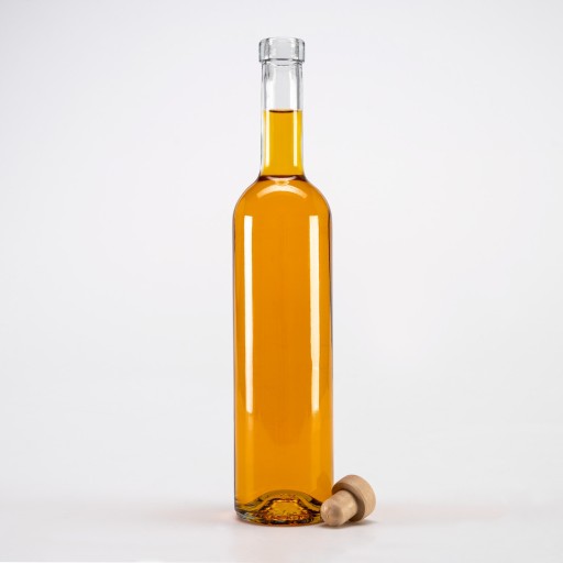 Futura sklenená fľaša 0,5l na tinktúry, šťavy + korok