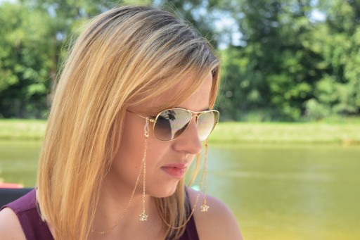 Retiazka na okuliare Caroline so zlatými hviezdičkami