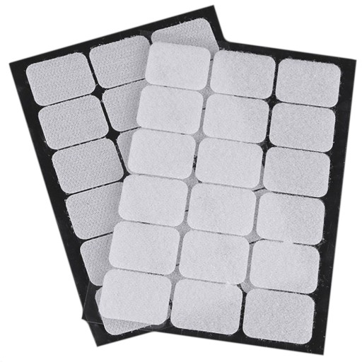 Obdĺžnik na suchý zips samolepiaci 25x32mm 18ks BIELY