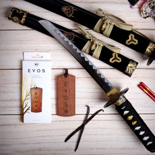 Drevený voňavý prívesok K2 EVOS Samurai V032