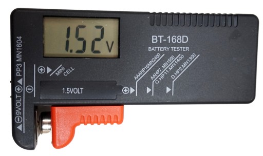 DIGITÁLNY TESTER BATÉRIÍ A AKUMULÁTOROV AAA METER