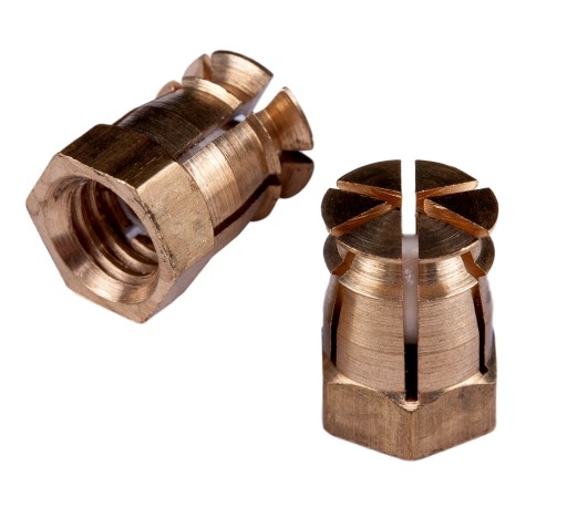 10x M4 x 10 mm mosadzná manžeta s rozpínacou guľou