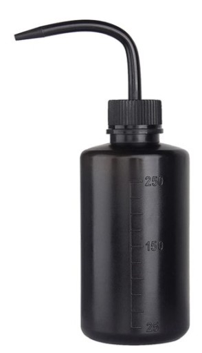 FĽAŠA S POSTREKOVAČOM 250ml ČIERNA FĽAŠA NA UMÝVANIE