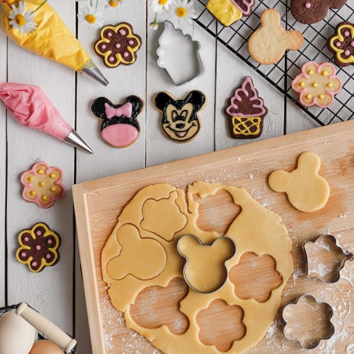 FORMULÁR NA COOKIE, mix tvarov, VYKRAJOVAČKY