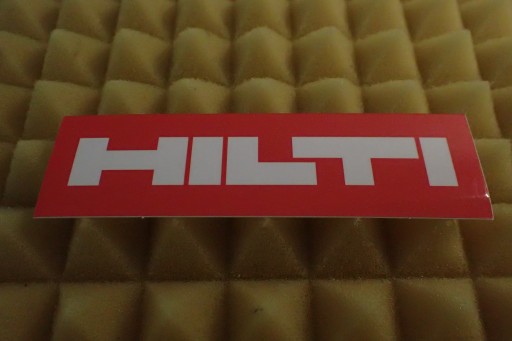 NÁLEPKA HILTI NÁLEPKA 10,5 x 3 cm