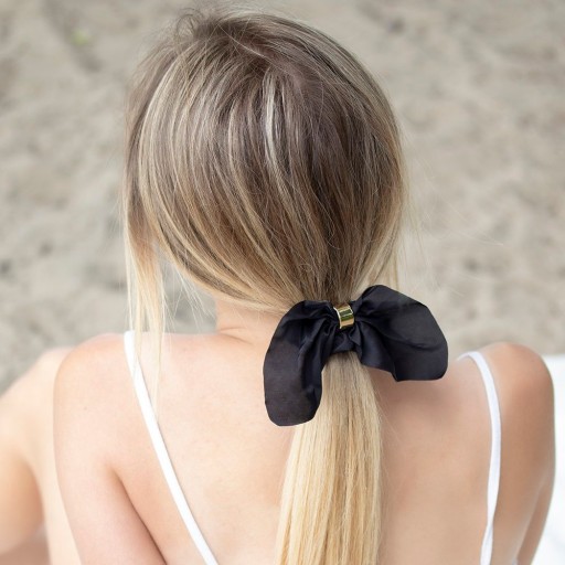 ŠATKA SCRUNCHIES, froté, ČIERNA