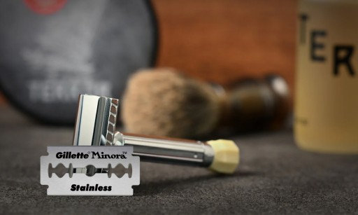 10x UNIVERZÁLNA holiaca čepeľ GILLETTE PRE TRADIČNÉ ŽIELKY