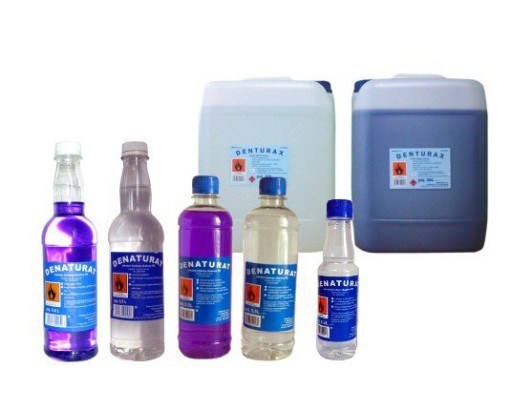 Denaturovaný lieh v plastovej fľaši s objemom 500 ml