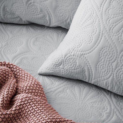 Dekoratívna obliečka na vankúš jasiek 45x45 Light Grey Leila