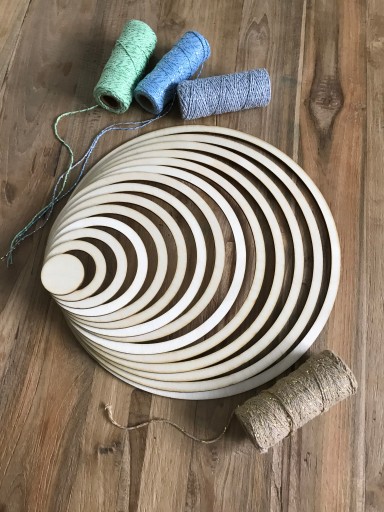 Sada makramé obrúčok od 30 cm do 6 cm, sada 13 kusov, šírka 1 cm.