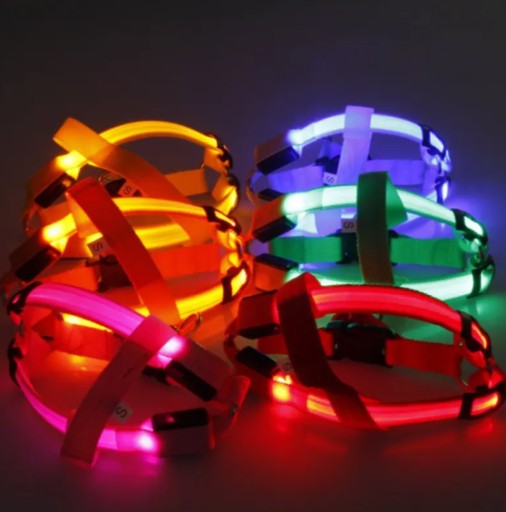 LED OSVETLENIE PRE PSA A MAČKU, NASTAVITEĽNÉ, FAREBNÉ