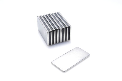 Neodymový tanierový magnet MPŁ 40x20x2 N38 1 ks.
