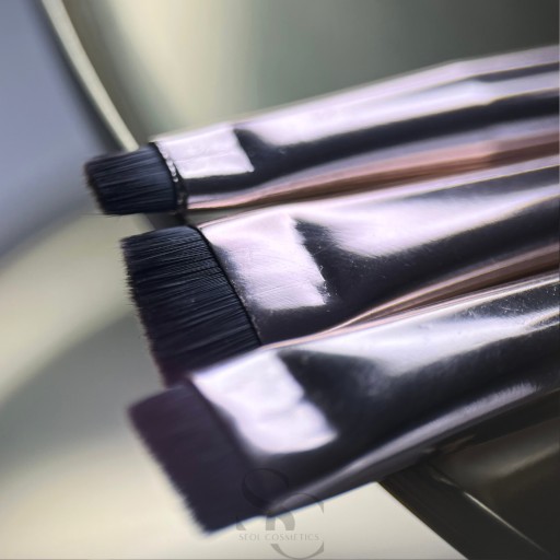 Sada šikmých štetcov na očný make-up, obočie, očné linky a linky Seol hennou