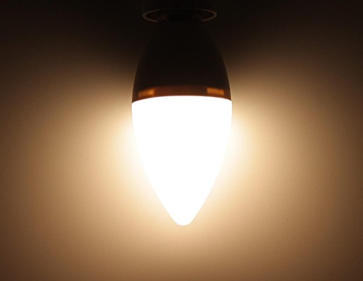 E27 LED žiarovka 7W = 60W 630 lm C37 CCD Viac lumenov SuperLED sviečka