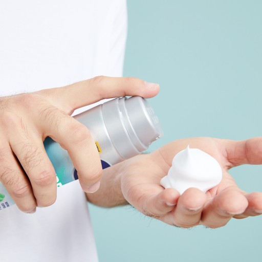 Nivea Men Fresh Kick osviežujúca pena na holenie 200 ml