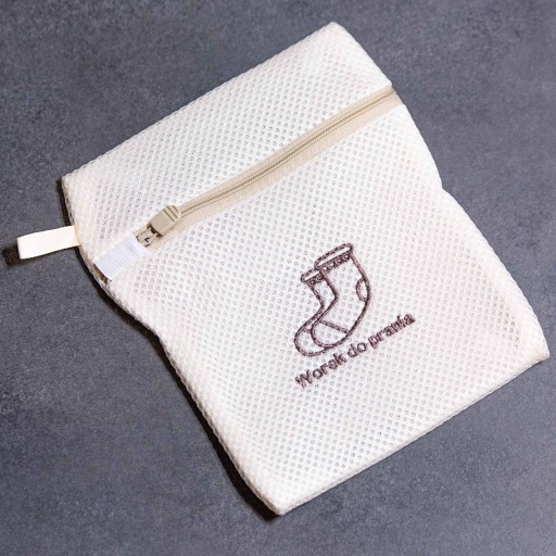 NET TAŠKA PRACÍ KOŠÍK NA PRANIE SPODNÉHO PRÁDLA PONOŽKY 20,5X16,5CM
