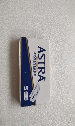 Astra - žiletky pre holiaci strojček Blu Superior Stainless