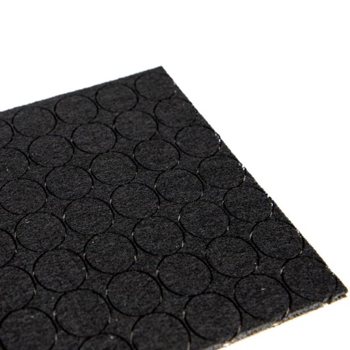 Plstené podložky na stoličky 20 mm samolepiace okrúhle čierne 77 kusov
