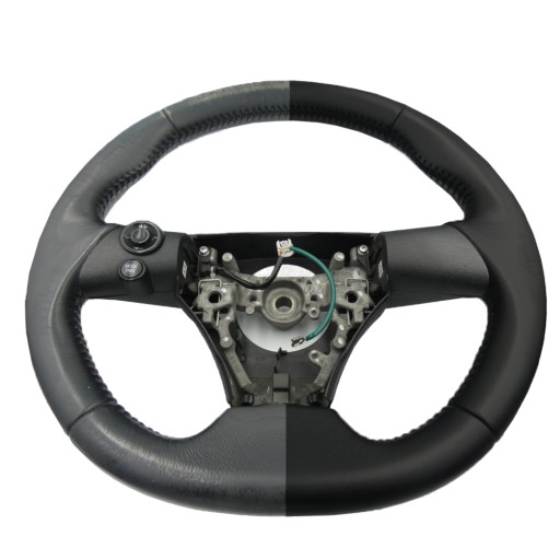 Čierna farba na renováciu volantu z prírodnej kože a ekokože