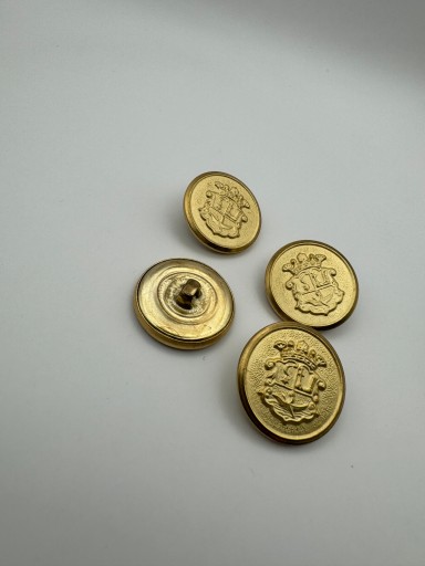 Zlatý kovový gombík na erb 20 mm