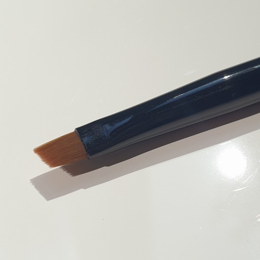 Štetec, šikmý štetec na make-up obočia