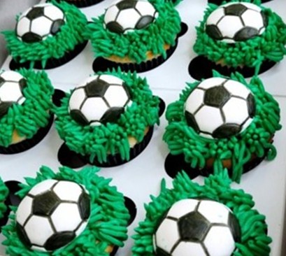 MUFFIN LINERS formičky na košíčky DEKORÁCIE narodeninové FUTBAL