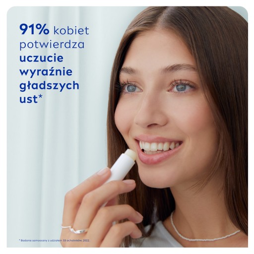 NIVEA Hyaluron Moisture Plus Balzam na pery Transparent 4,8 g