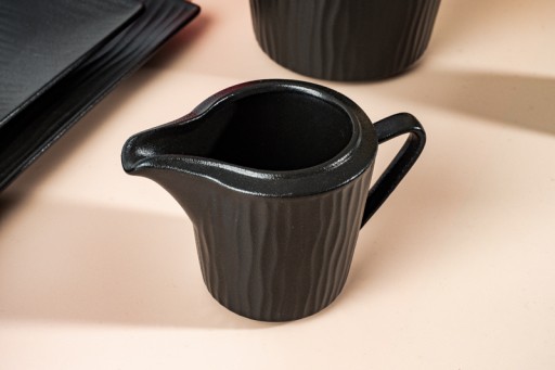 Porcelánová kanvička na mlieko 280 ml, matná čierna
