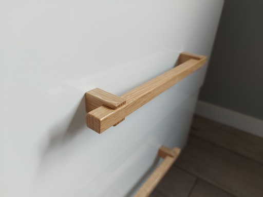 Nábytkové madlo zábradlia v tvare U, dĺžka 210mm, šírka 160mm