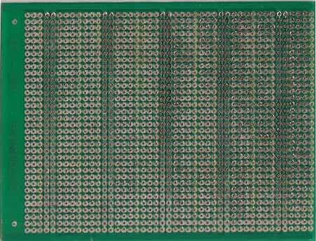 UM10W Univerzálna doska 94x125mm vyvŕtaných 1462 otvorov
