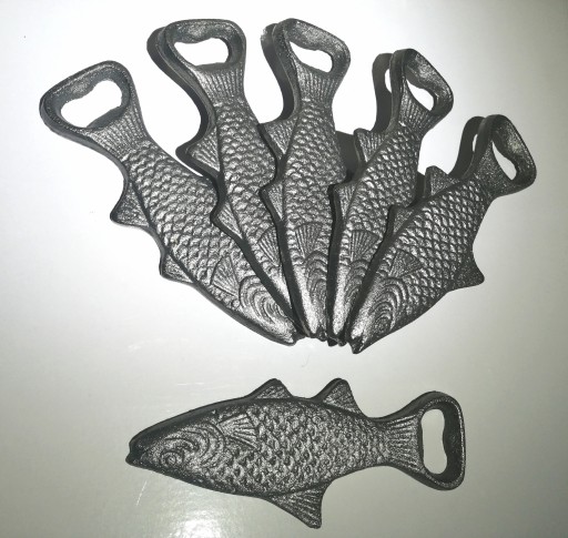 Štýlový liatinový otvárač na fľaše FISH Liatina