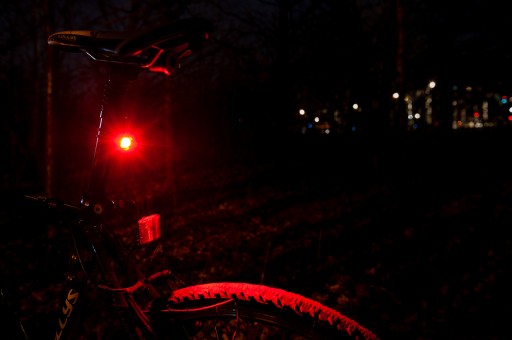 LED ZADNÉ SVETLO NA BICYKEL CR2032 OSVETLENIE