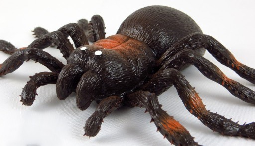 Gumový pavúk tarantule s hráškom 16p